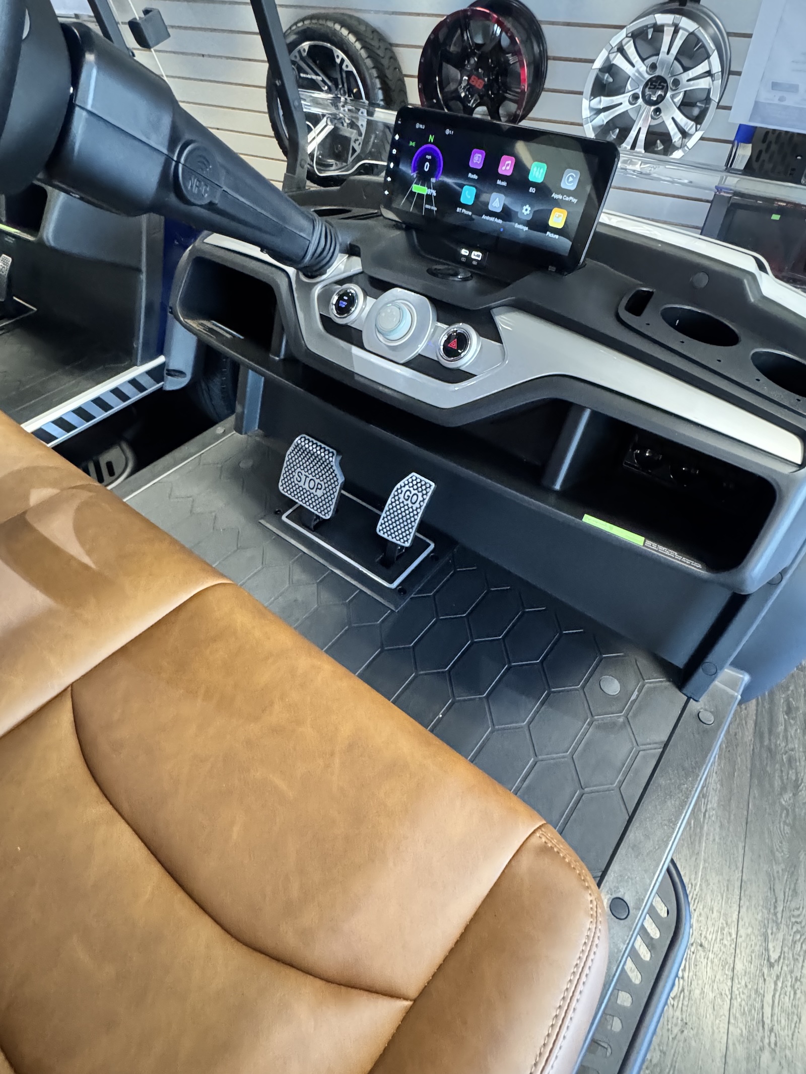 2026 Dach Apollo Gen II | 4 Passenger Golf Cart | 72V Lithium | Street Legal - Image 5