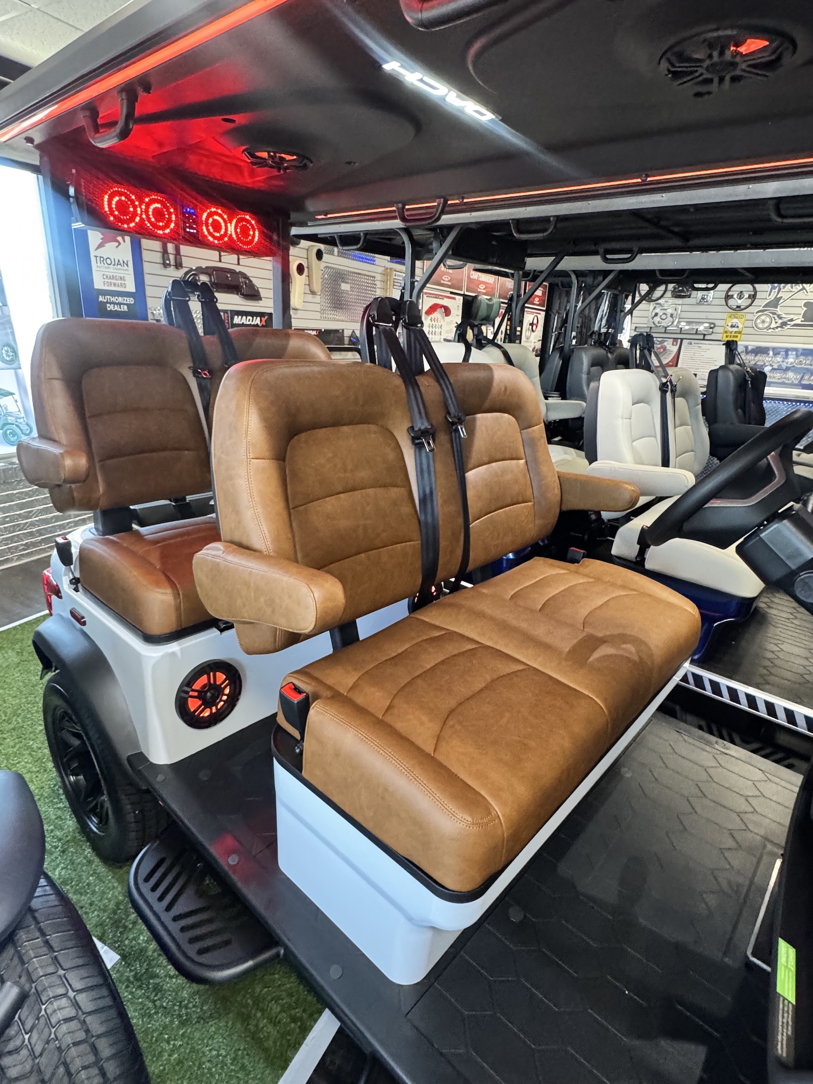 2026 Dach Apollo Gen II | 4 Passenger Golf Cart | 72V Lithium | Street Legal - Image 3